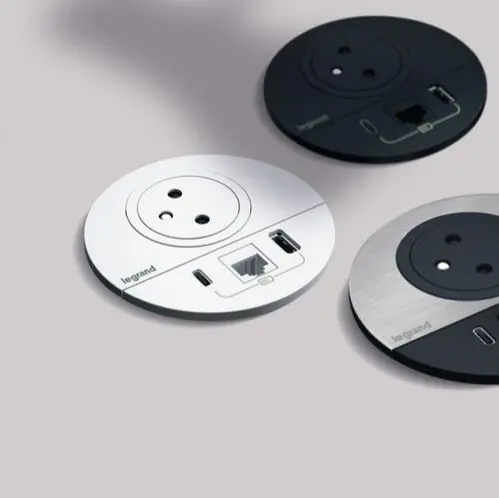 LEGRAND Zásuvka DISQ 80 2P+T USB A+C zapuštěná bílá Vysoce Kvalitní